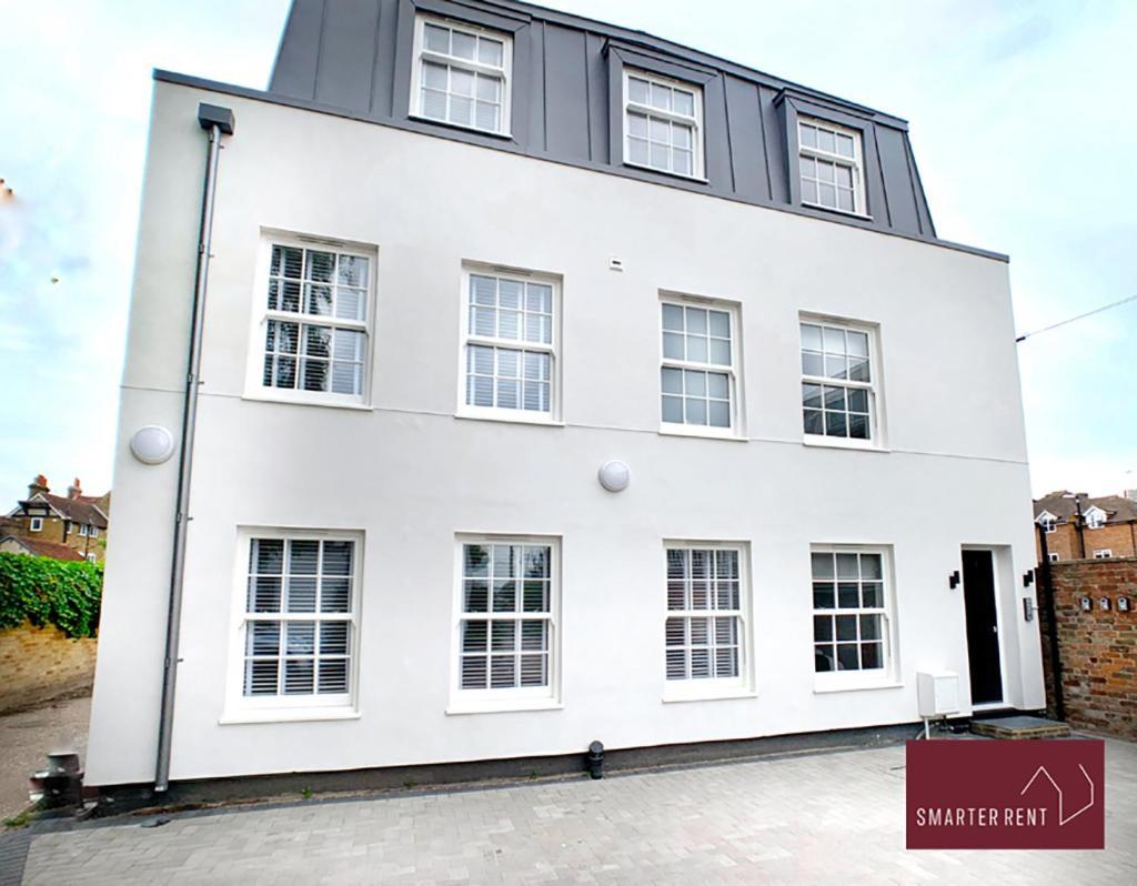 Eton, Windsor - 1 Bedroom First Floor Apartment - Parking Kültér fotó